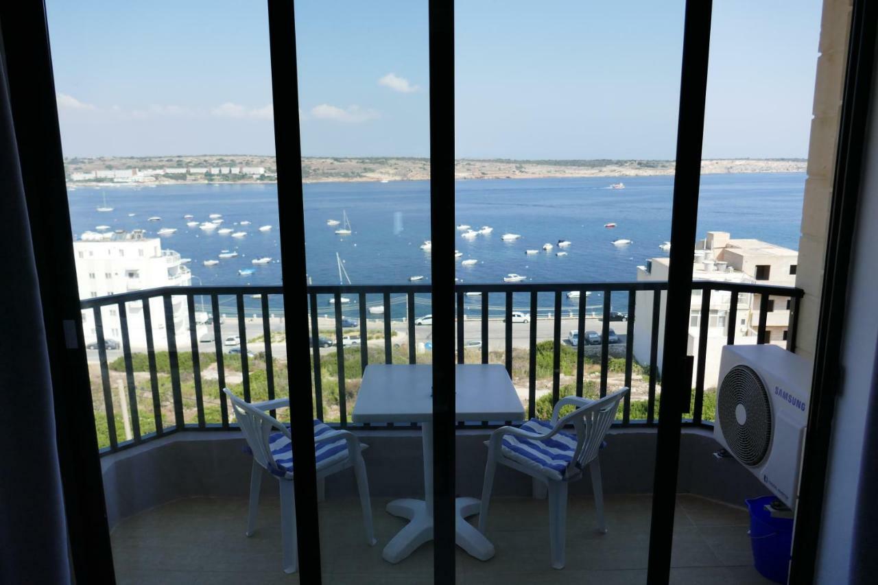 Апартаменты Calypso Court Меллиеха Экстерьер фото